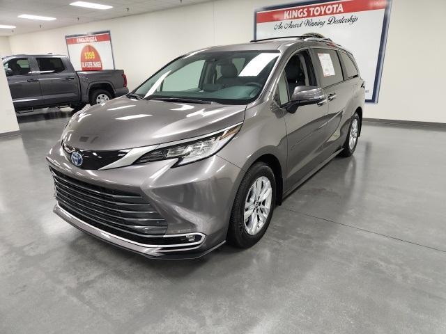 used 2024 Toyota Sienna car, priced at $54,532