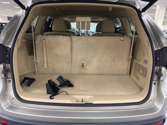 used 2015 Toyota Highlander car, priced at $11,400
