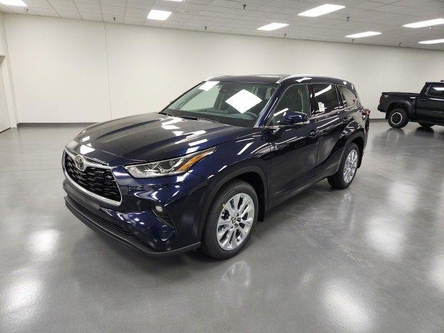 new 2026 Toyota Highlander car, priced at $53,383