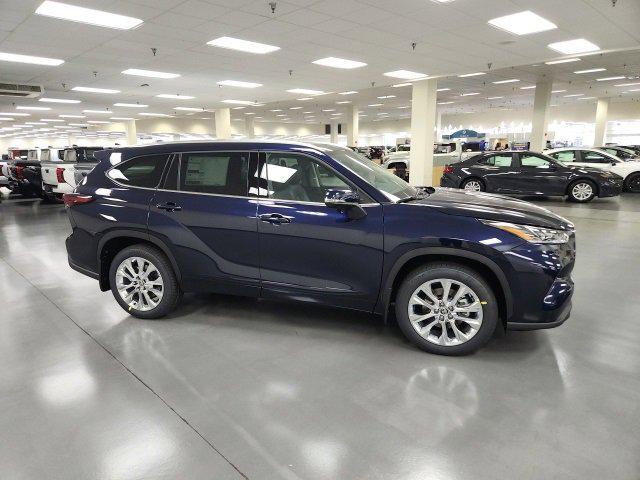 new 2026 Toyota Highlander car, priced at $53,383