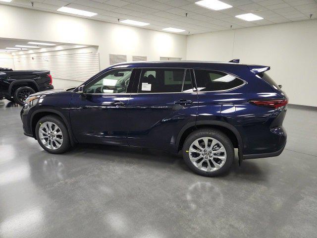 new 2026 Toyota Highlander car, priced at $53,383