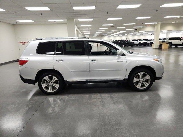 used 2013 Toyota Highlander car, priced at $11,625