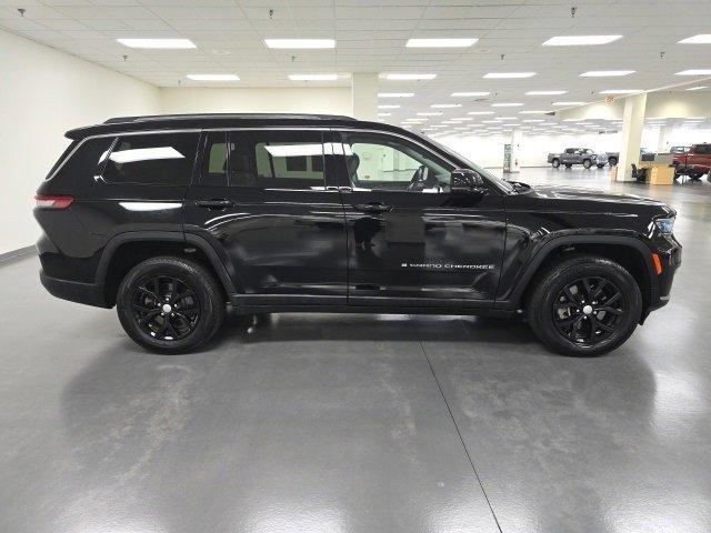 used 2022 Jeep Grand Cherokee L car, priced at $30,755