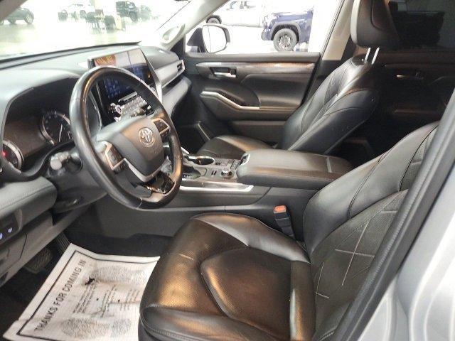 used 2022 Toyota Highlander car, priced at $42,871