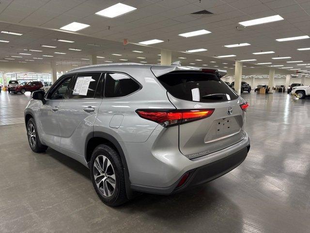 used 2022 Toyota Highlander Hybrid car, priced at $38,820