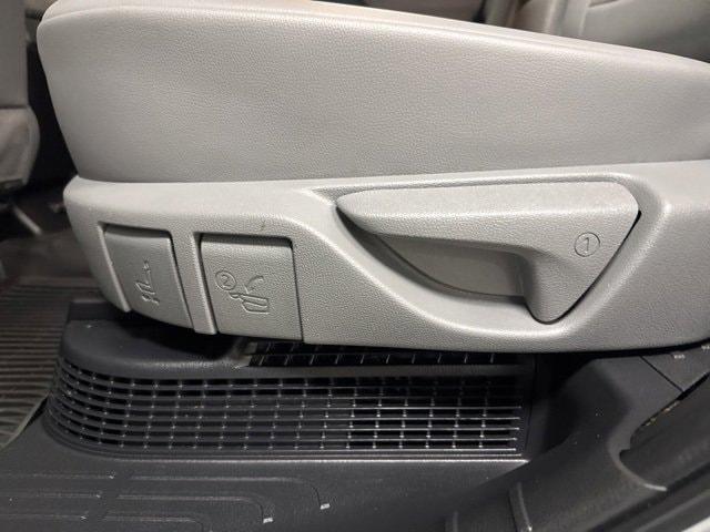 used 2022 Toyota Highlander Hybrid car, priced at $38,820