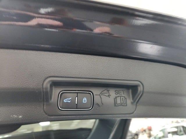 used 2022 Ford Explorer car, priced at $39,733