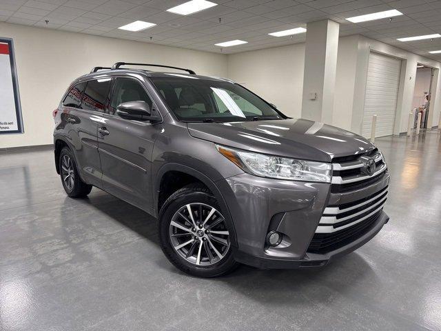 used 2018 Toyota Highlander car