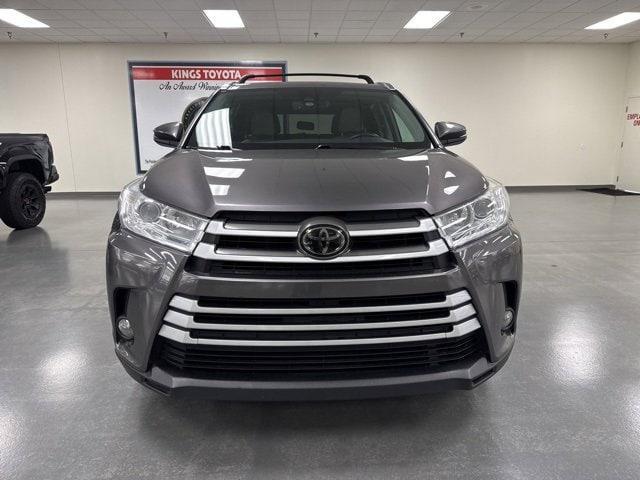 used 2018 Toyota Highlander car