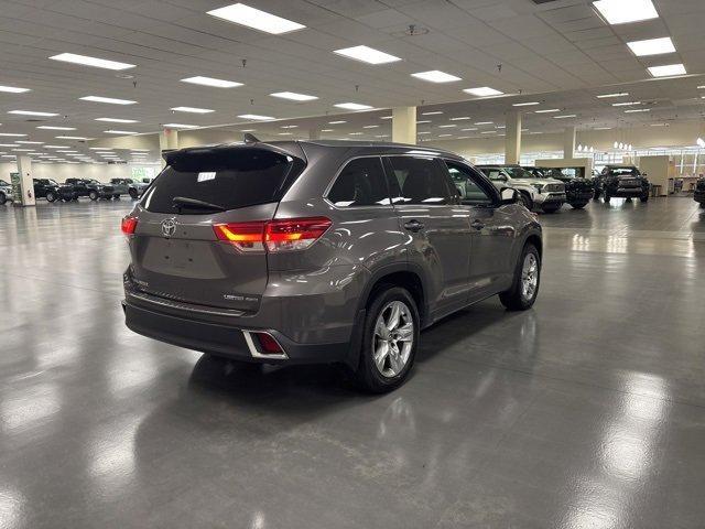 used 2018 Toyota Highlander car, priced at $20,606