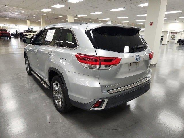 used 2017 Toyota Highlander Hybrid car, priced at $26,231