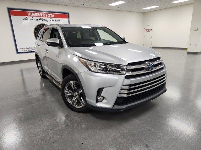 used 2017 Toyota Highlander Hybrid car, priced at $26,231