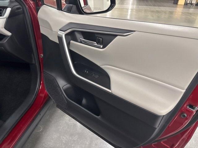 used 2020 Toyota RAV4 Hybrid car, priced at $27,938