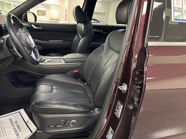 used 2023 Hyundai Palisade car, priced at $38,974