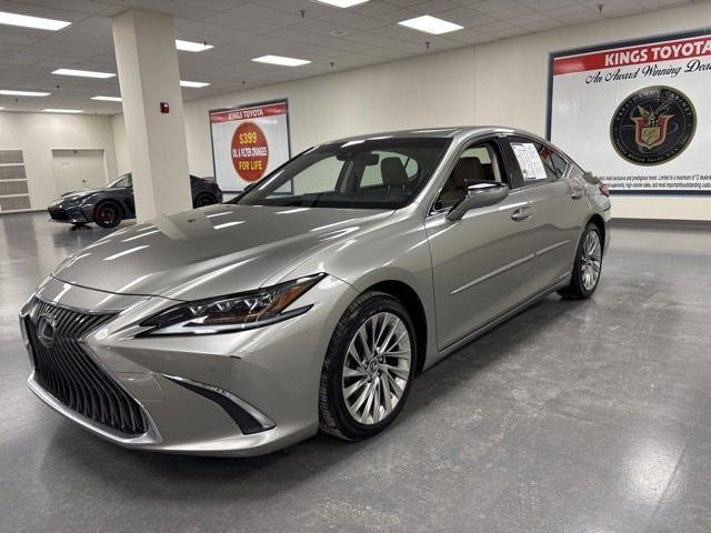 used 2019 Lexus ES 300h car, priced at $27,945