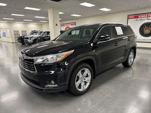 used 2014 Toyota Highlander car, priced at $19,500