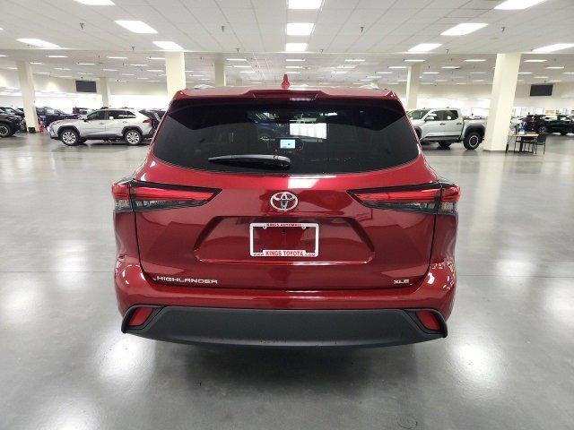 used 2023 Toyota Highlander car, priced at $38,509