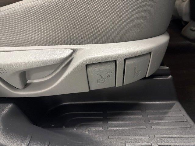 used 2023 Toyota Highlander car, priced at $35,190