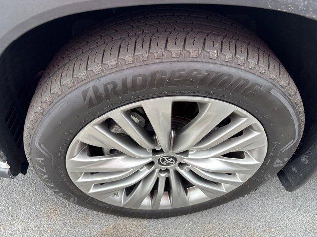 used 2023 Toyota Highlander Hybrid car, priced at $48,500