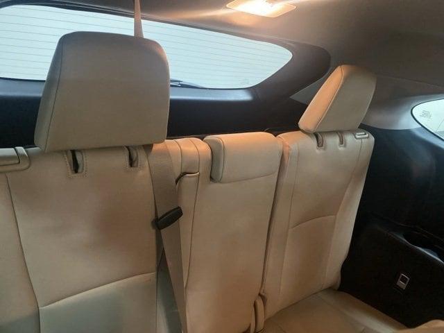 used 2021 Toyota Highlander car, priced at $31,300