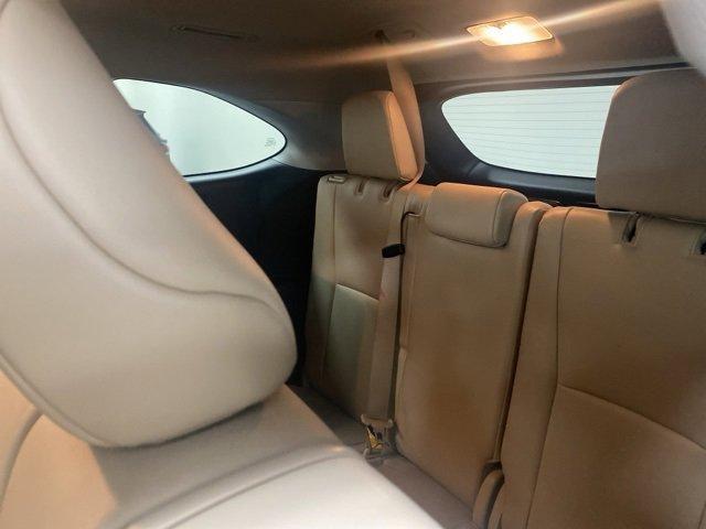 used 2021 Toyota Highlander car, priced at $31,300