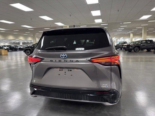 used 2021 Toyota Sienna car, priced at $36,372