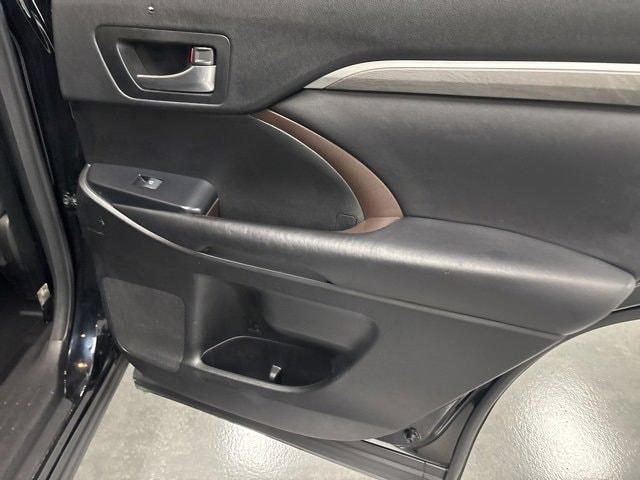 used 2017 Toyota Highlander car, priced at $21,500