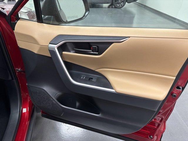 new 2025 Toyota RAV4 car, priced at $33,672
