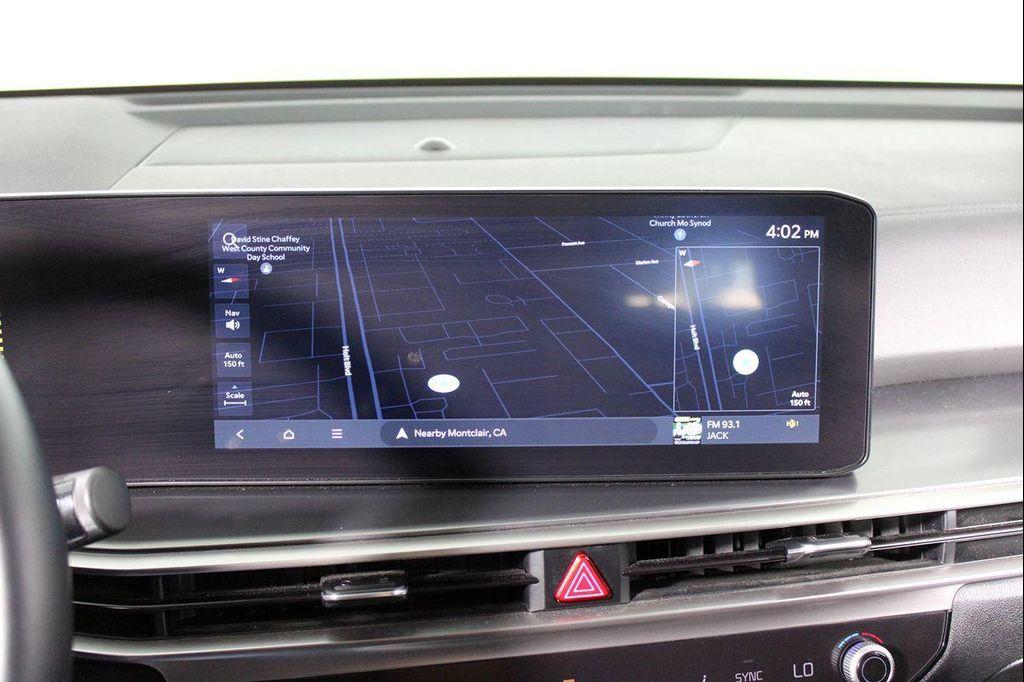 used 2024 Kia Sorento car, priced at $26,857