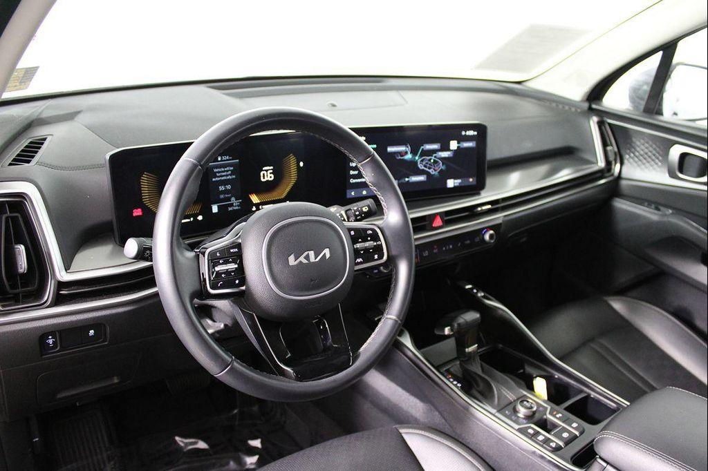 used 2024 Kia Sorento car, priced at $26,857