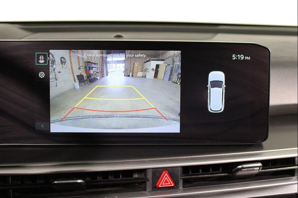 used 2024 Kia Sorento car, priced at $26,593