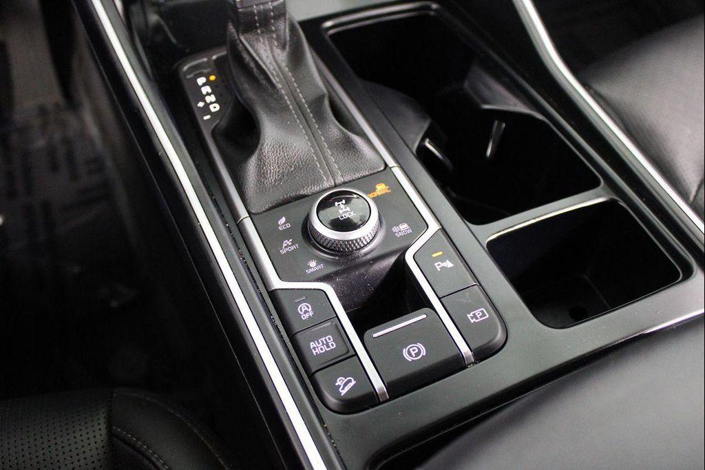 used 2024 Kia Sorento car, priced at $26,593