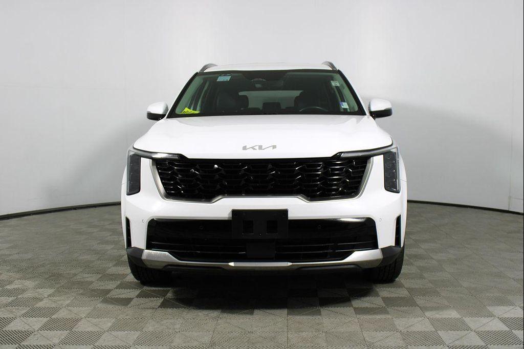 used 2024 Kia Sorento car, priced at $26,593