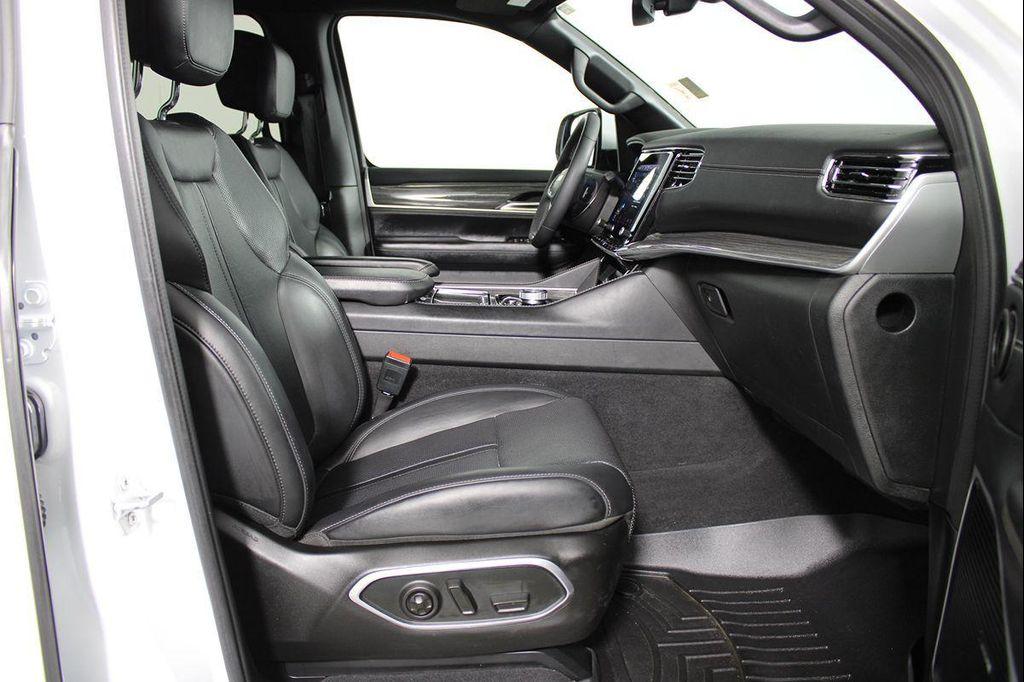 used 2022 Jeep Wagoneer car, priced at $38,374