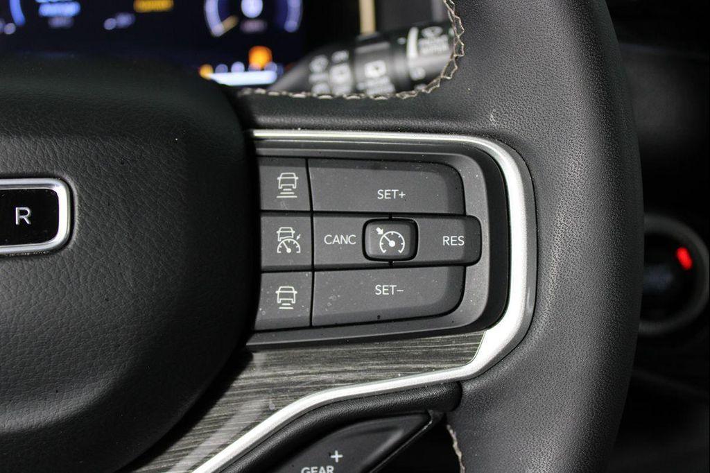 used 2022 Jeep Wagoneer car, priced at $38,374