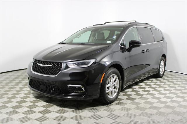 used 2022 Chrysler Pacifica car, priced at $21,937