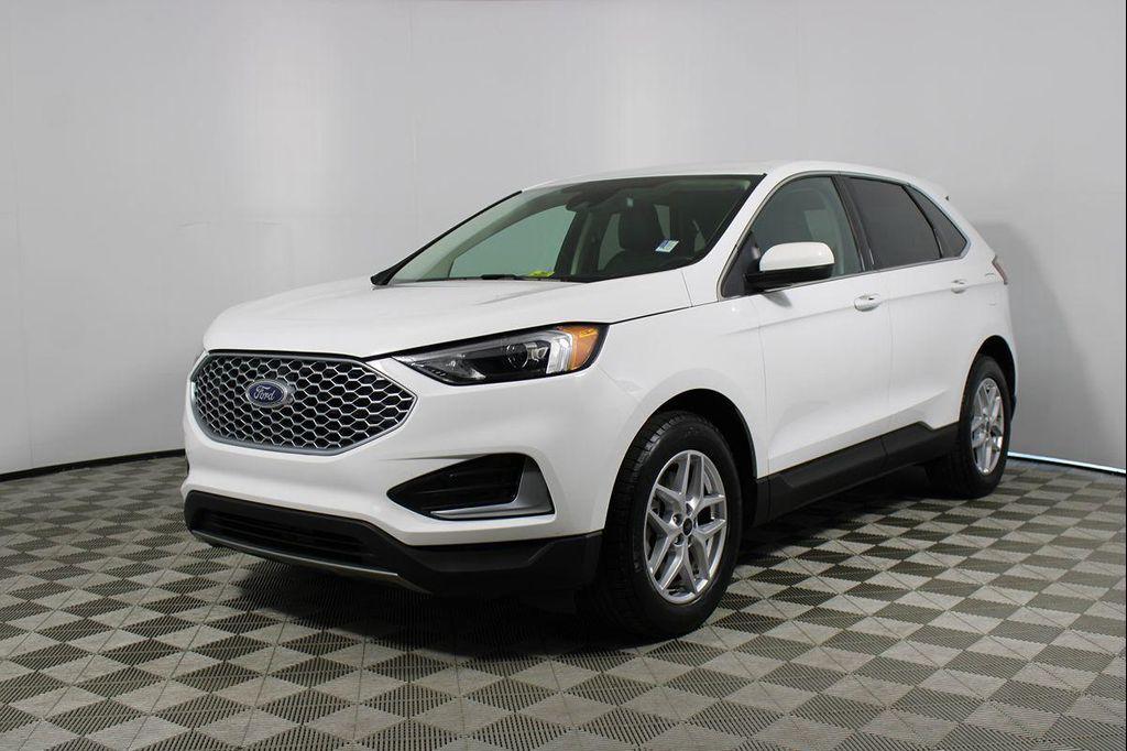 used 2024 Ford Edge car, priced at $22,498