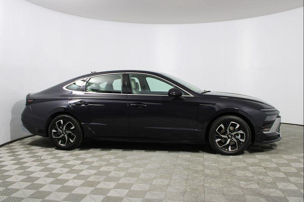 used 2025 Hyundai Sonata car, priced at $19,089