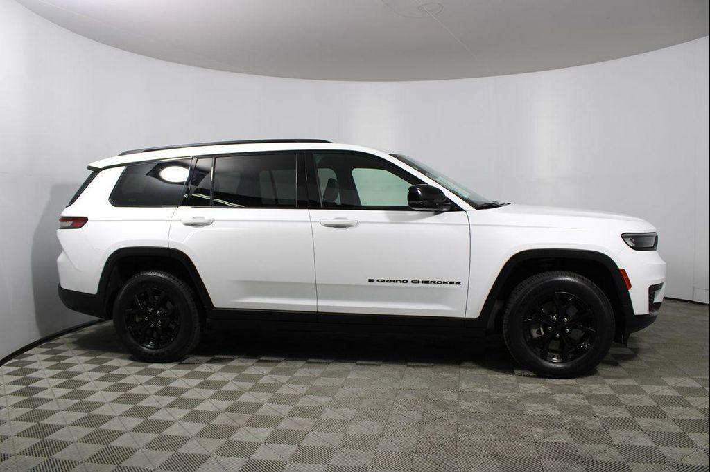 used 2024 Jeep Grand Cherokee L car, priced at $28,078