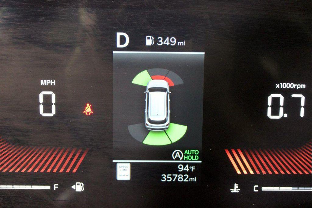 used 2024 Kia Sorento car, priced at $25,647