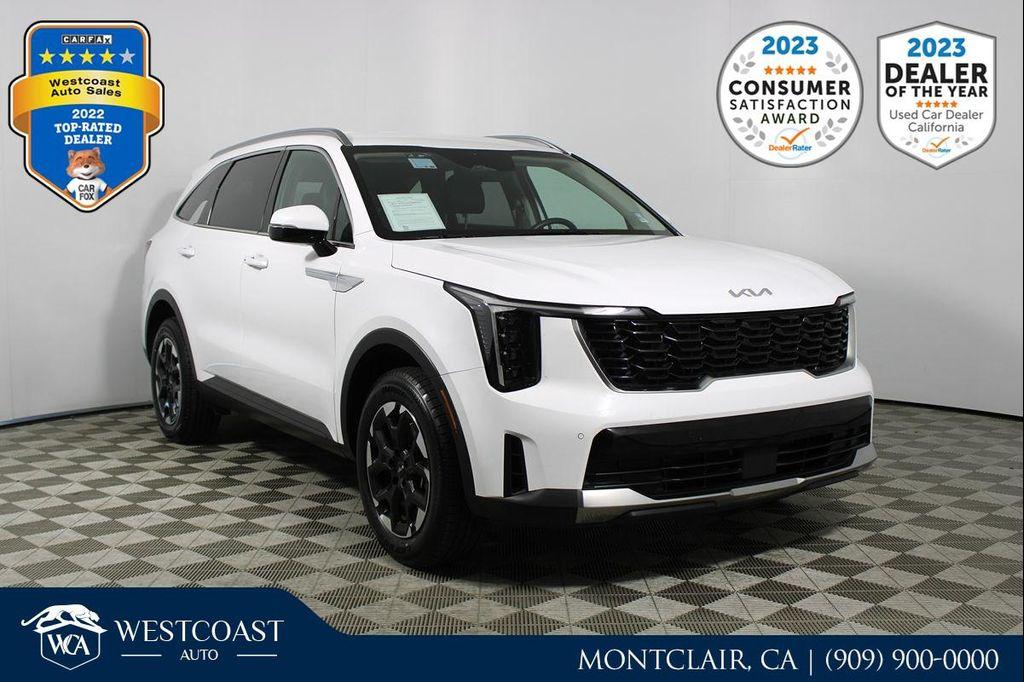 used 2024 Kia Sorento car, priced at $25,647