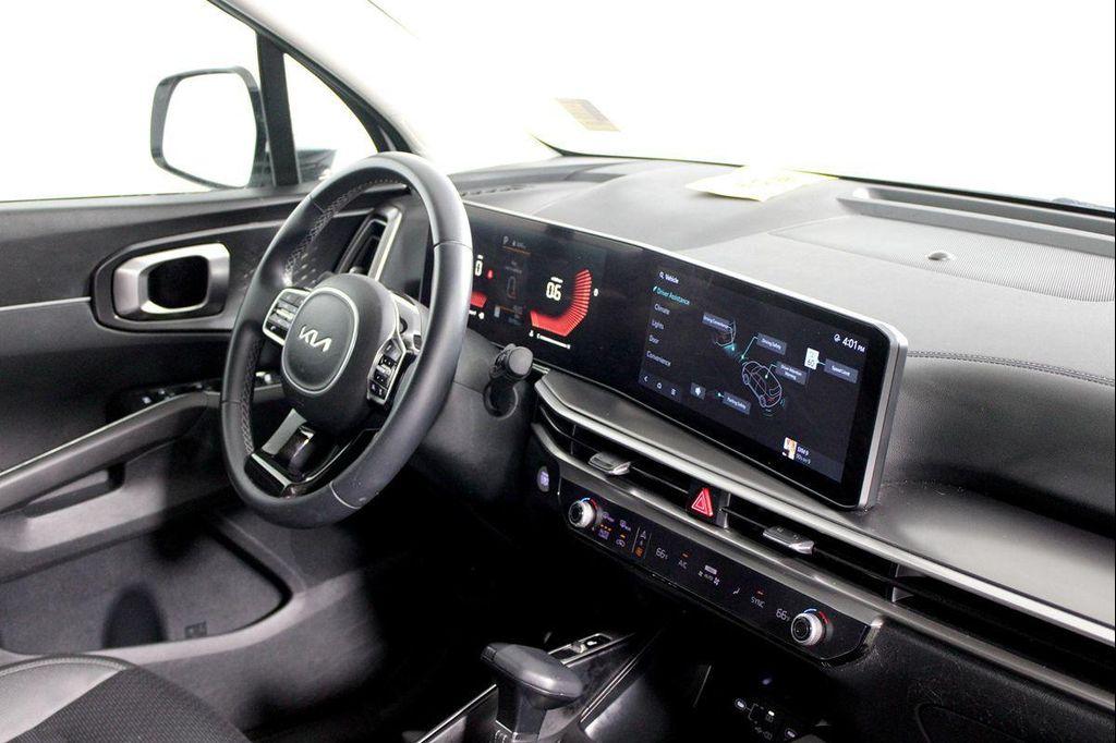 used 2024 Kia Sorento car, priced at $25,647