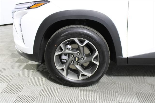 used 2025 Chevrolet Trax car, priced at $23,038