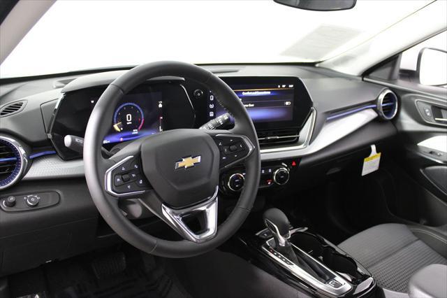 used 2025 Chevrolet Trax car, priced at $23,038