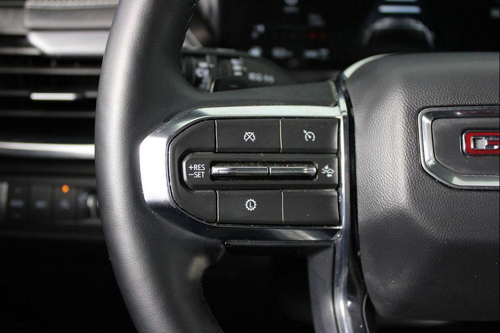 used 2025 GMC Acadia car, priced at $35,286