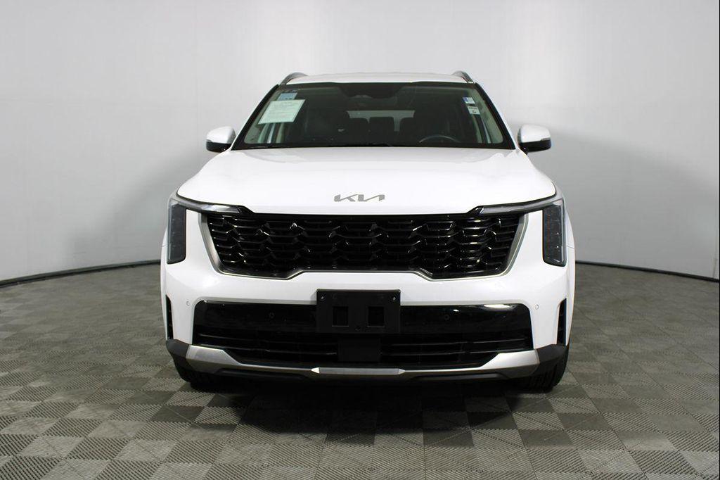 used 2024 Kia Sorento car, priced at $24,986