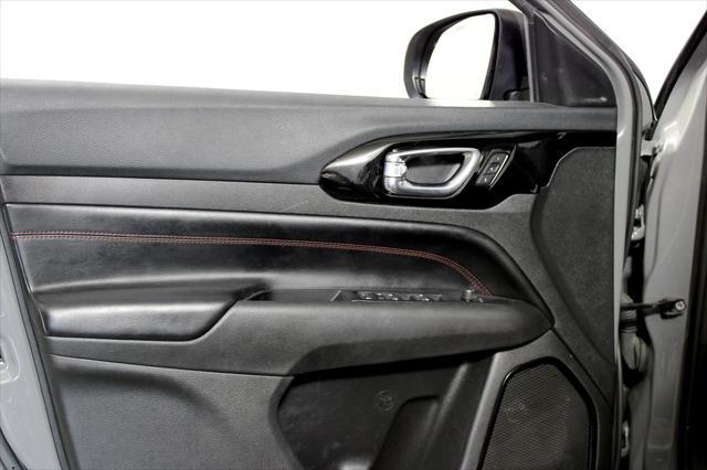 used 2022 Jeep Compass car, priced at $20,852