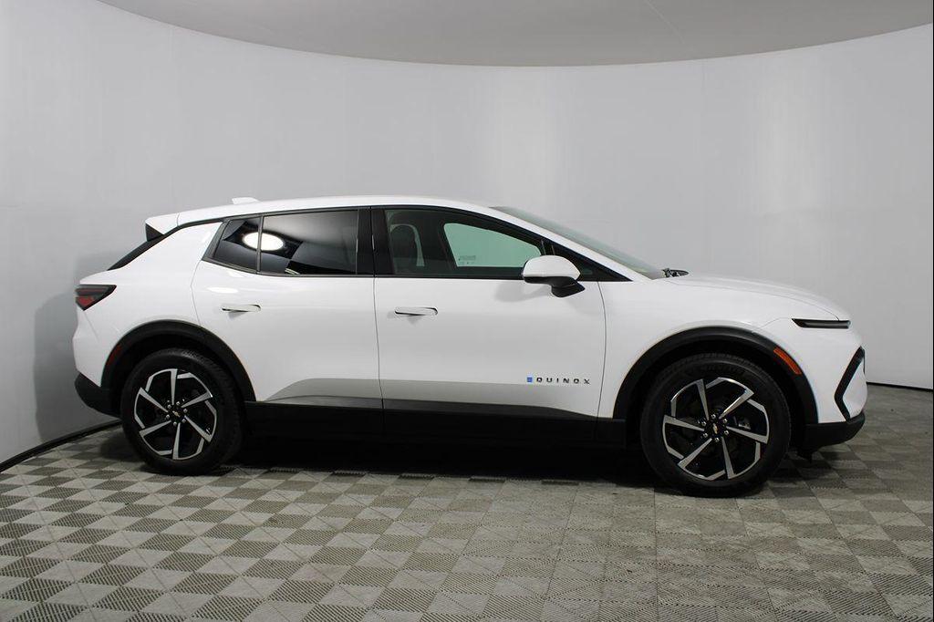 used 2025 Chevrolet Equinox EV car, priced at $30,435