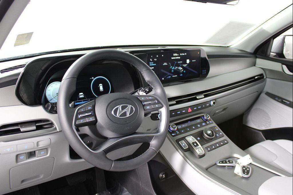 used 2025 Hyundai Palisade car, priced at $38,118