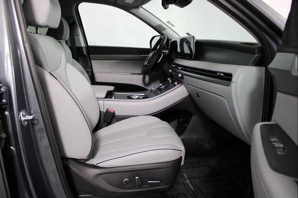used 2025 Hyundai Palisade car, priced at $38,118